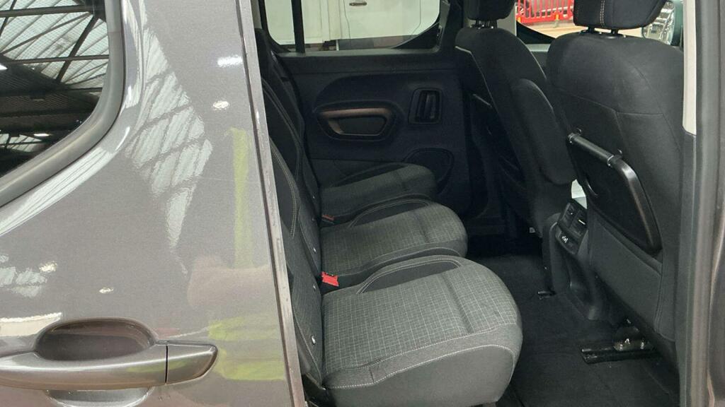 Peugeot Rifter Active Grey #9