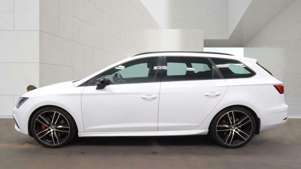 Seat Leon Cupra 300 White #5