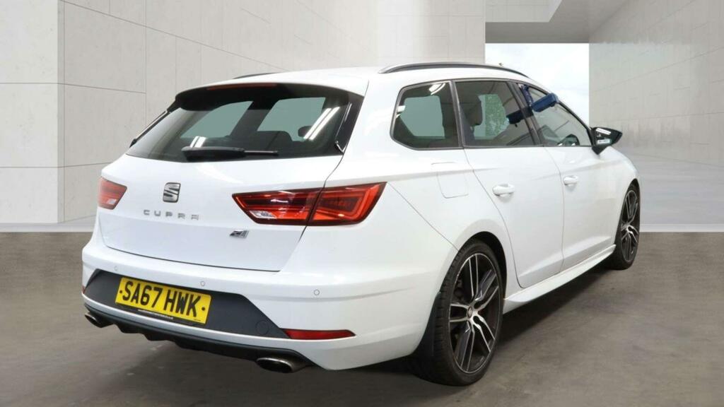 Seat Leon Cupra 300 White #3