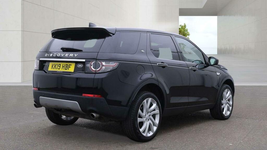 Land Rover Discovery Sport Hse Luxury Black #3