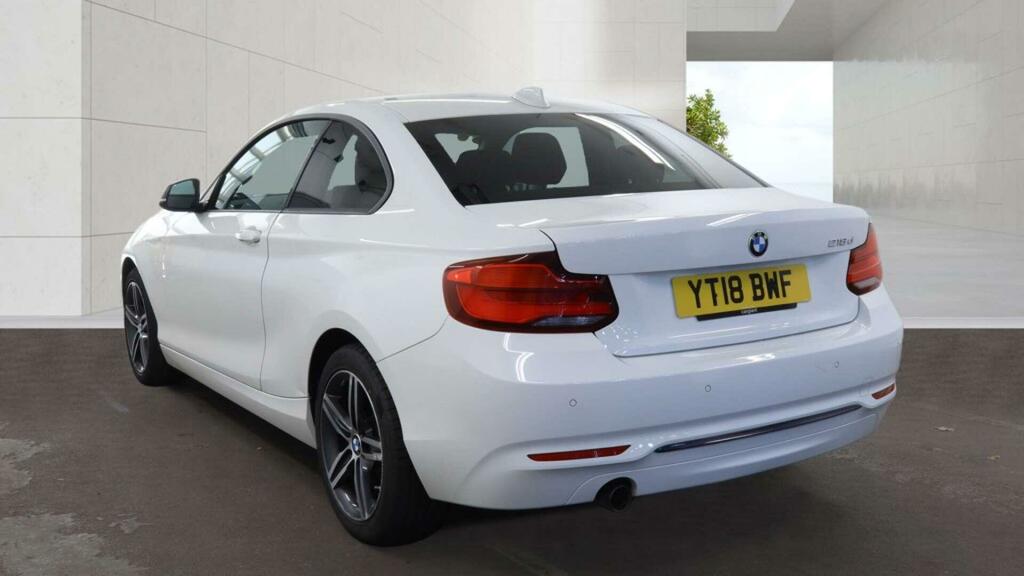 BMW 2 Series Sport White #3