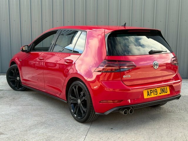 Volkswagen Golf 2.0 Tdi Dsg Hatchback AP19JNU Red #3