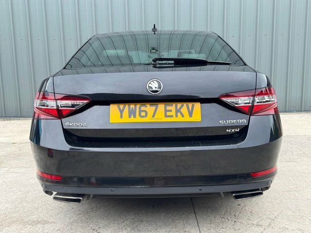 Skoda Superb Tsi Laurin Klement Black #6