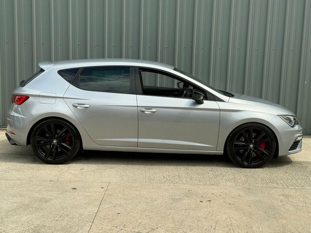 Seat Leon Tsi Cupra 300 Hatchback Silver #2