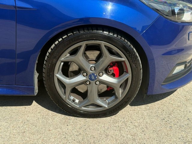 Ford Focus 2.0T Ecoboost Hatchback ST03YUP Blue #4