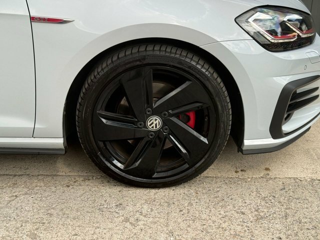 Volkswagen Golf 2.0 Tsi Mk7.5 White #4