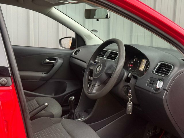 Volkswagen Polo 1.2 Hatchback Red #5