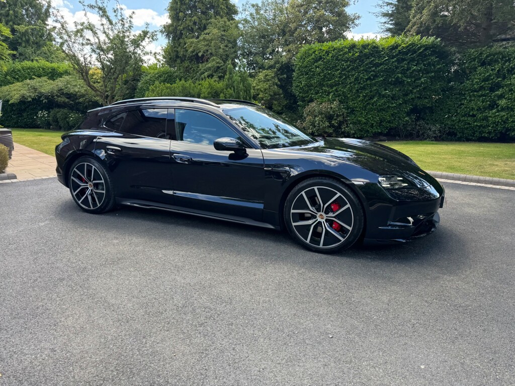 Porsche Taycan Estate Black