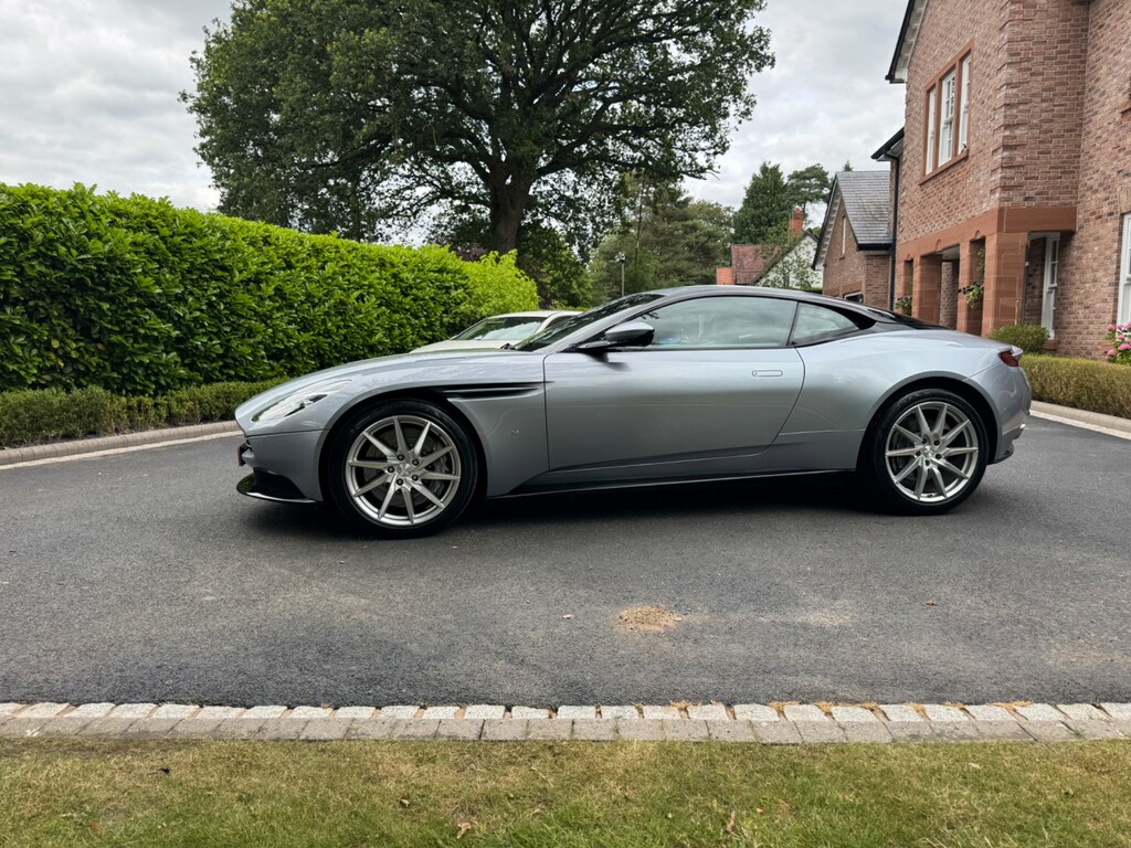 Aston Martin DB11 5.2 V12 Coupe Euro 6 Ss 608 Ps Blue #25