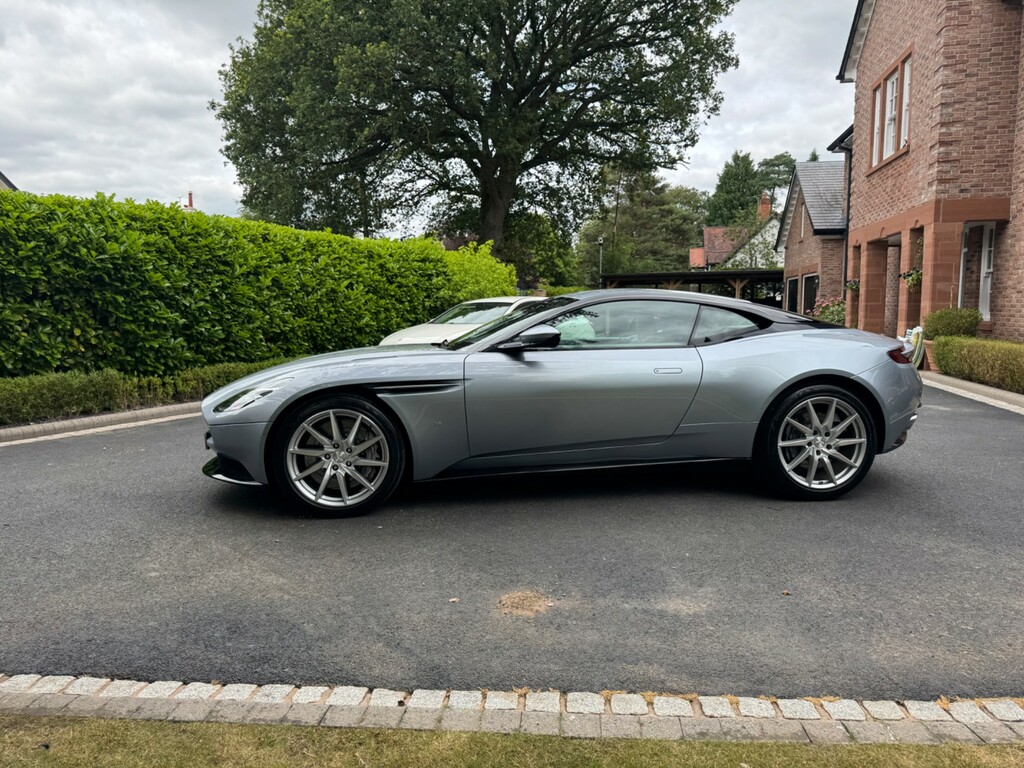 Aston Martin DB11 5.2 V12 Coupe Euro 6 Ss 608 Ps Blue #9
