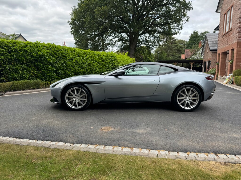 Aston Martin DB11 5.2 V12 Coupe Euro 6 Ss 608 Ps Blue #19