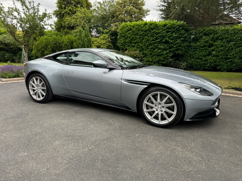 Aston Martin DB11 5.2 V12 Coupe Euro 6 Ss 608 Ps Blue #31