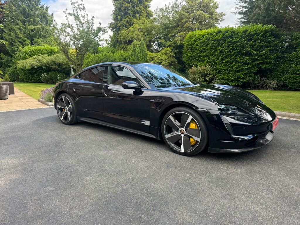 Porsche Taycan Saloon Black