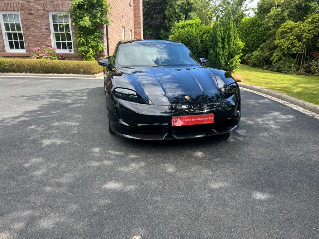 Porsche Taycan Saloon Black #6