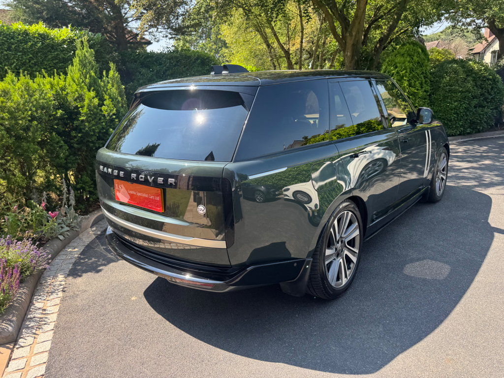 Land Rover Range Rover Estate Green #3