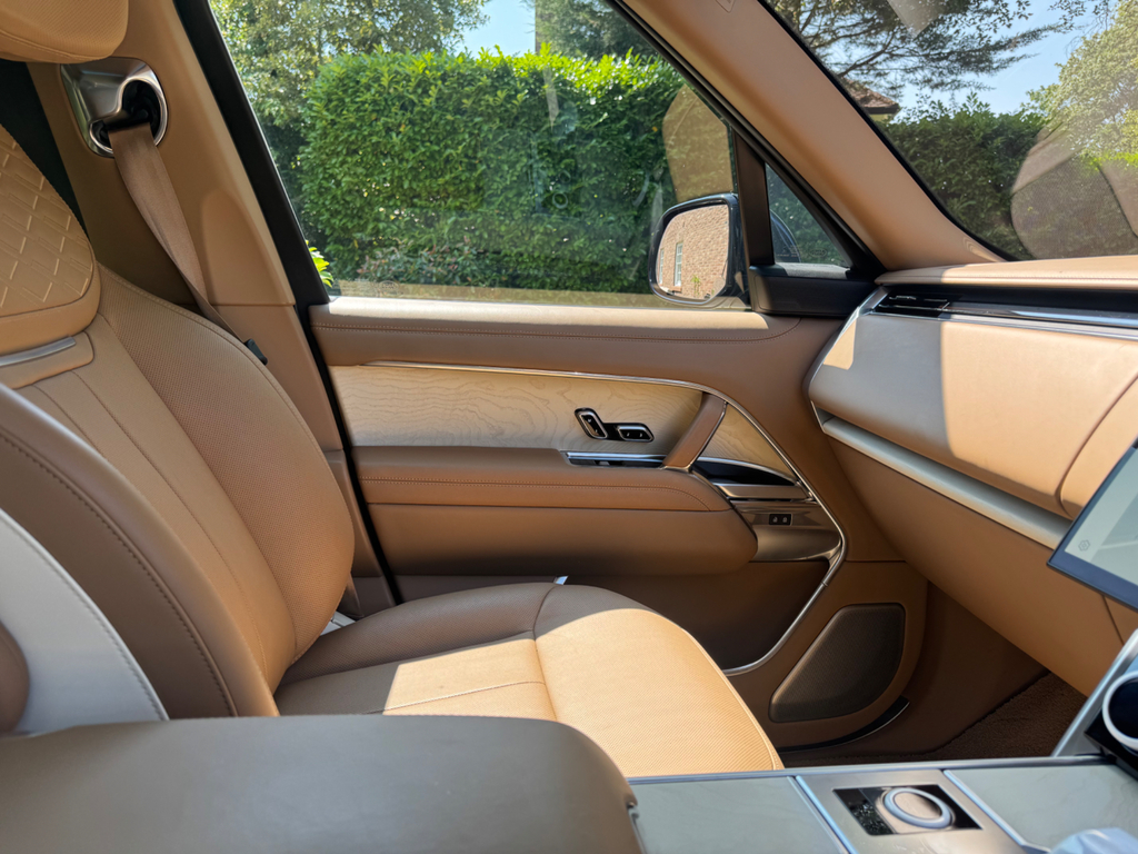 Land Rover Range Rover 3.0 P550e 38.2Kwh Sv Suv Plug-in Hybrid  #31