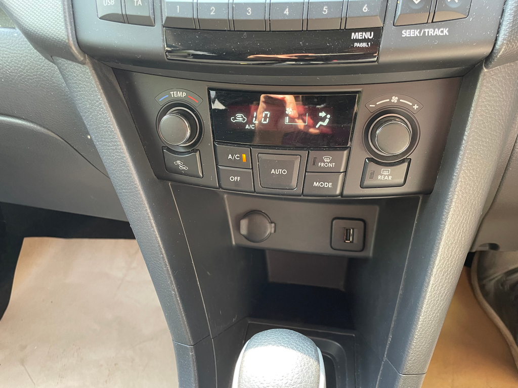 Suzuki Swift Swift Sport White #24