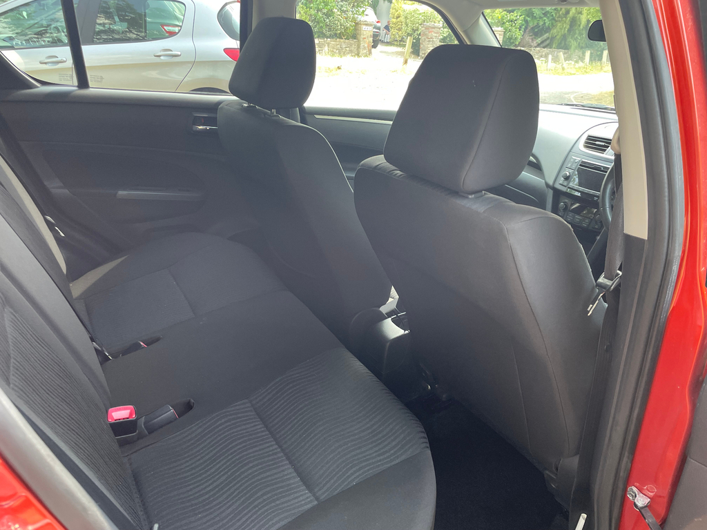 Suzuki Swift Swift Sport White #18