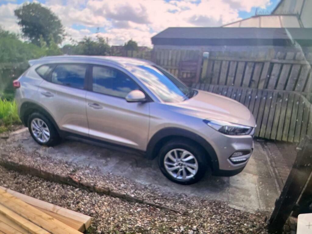 Hyundai Tucson 1.6 Gdi Blue Drive Se Euro 6 S S White