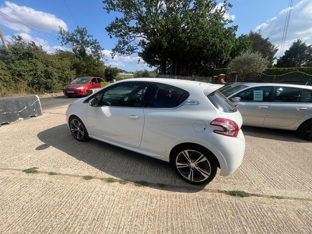 Peugeot 208 Hatchback Access Plus 201362 White #9