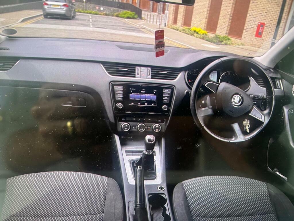 Skoda Octavia 1.6 Elegance Tdi Cr 104 Bhp Grey #9