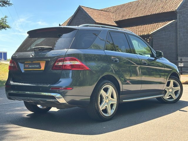 Mercedes-Benz M Class Ml250 Bluetec Amg Line Grey #2
