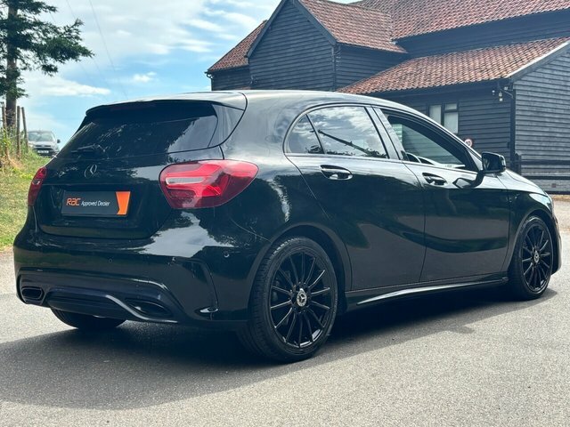 Mercedes-Benz A Class A180d Amg Line Premium YJ67TTE Black #4