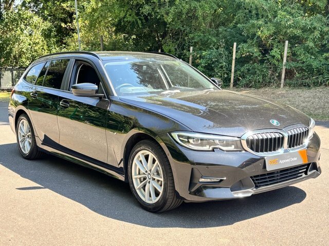 BMW 3 Series 330E 12Kwh Se Pro AF22UOY Black #5