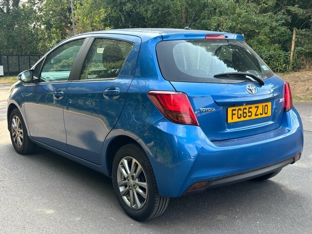 Toyota Yaris Dual Vvt-i Icon Hatchback Blue #4