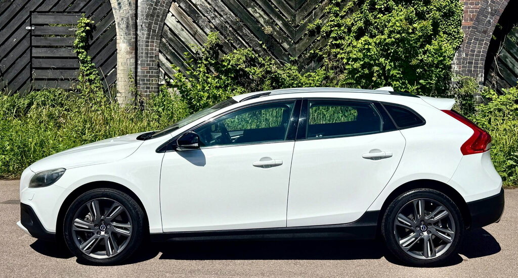 Volvo V40 Cross Country 2.0 T5 Lux Nav Awd Euro 6 Ss White #5