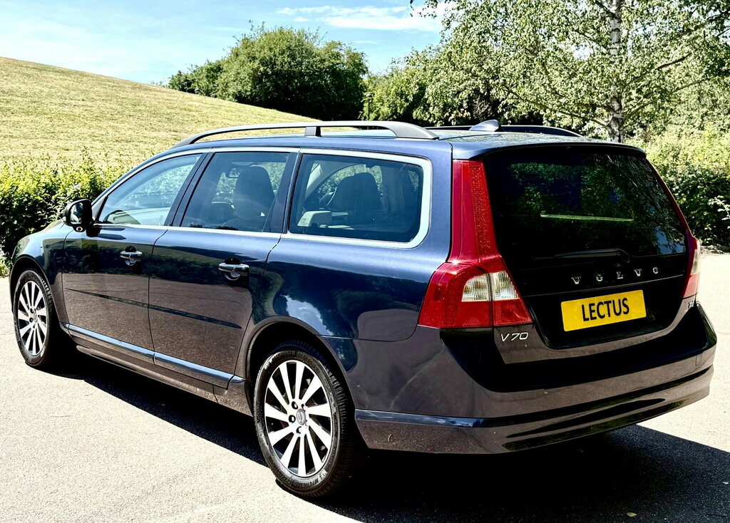 Volvo V70 2.4 D5 Se Estate Euro 5 Ss 2 White #7