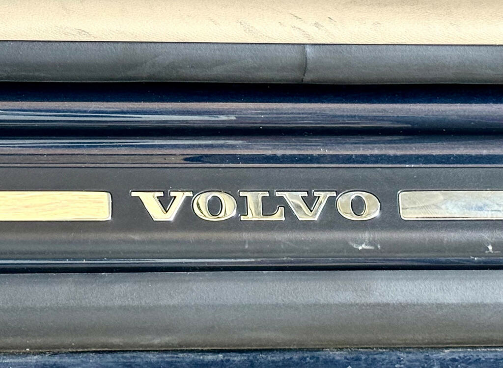 Volvo V70 2.4 D5 Se Estate Euro 5 Ss 2 White #51