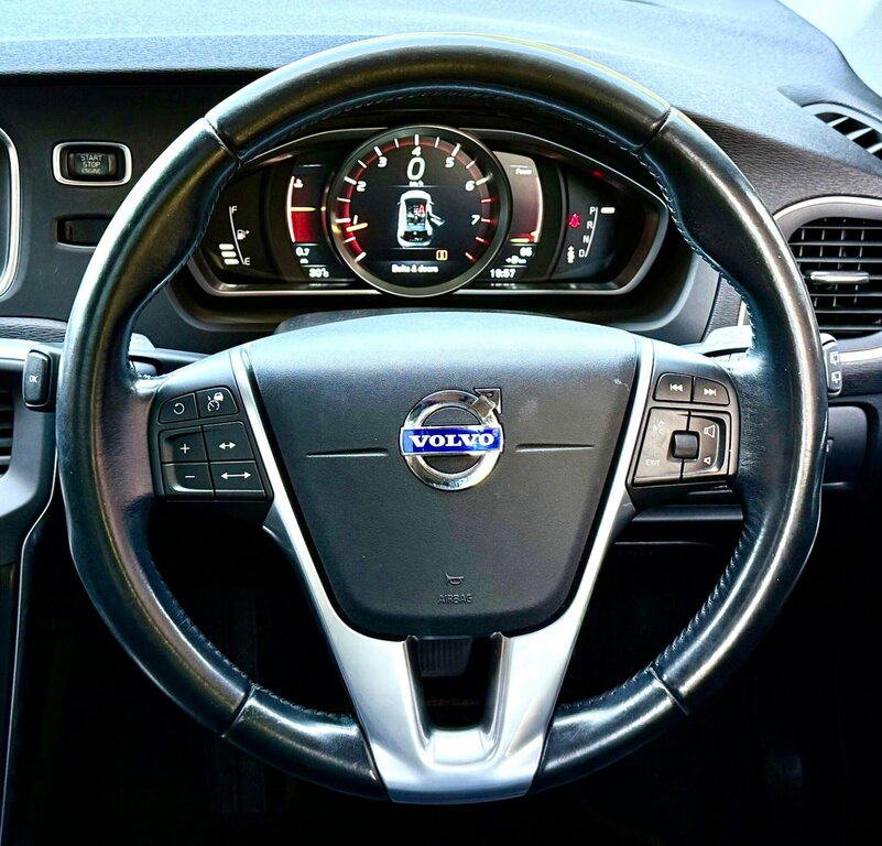Volvo V40 1.6 D2 R-design Grey 0 Tax Heated Se Grey #19