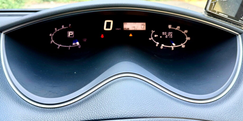 Nissan Serena Hybrid , , 8 Seater , Ulez , Fresh Imp White #52