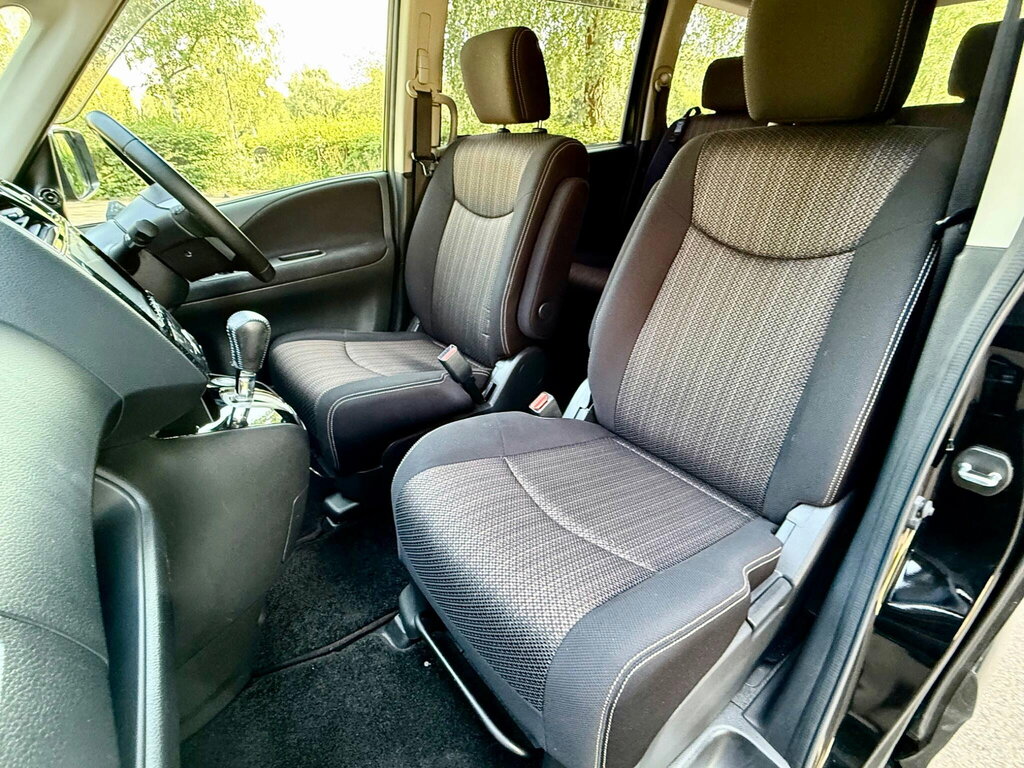 Nissan Serena Hybrid , , 8 Seater , Ulez , Fresh Imp White #26