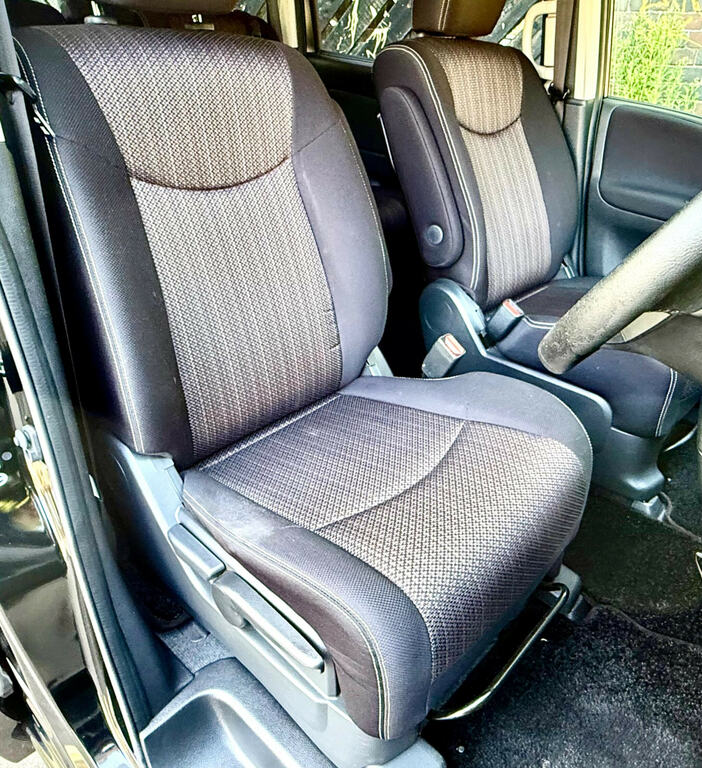 Nissan Serena Hybrid , , 8 Seater , Ulez , Fresh Imp White #21