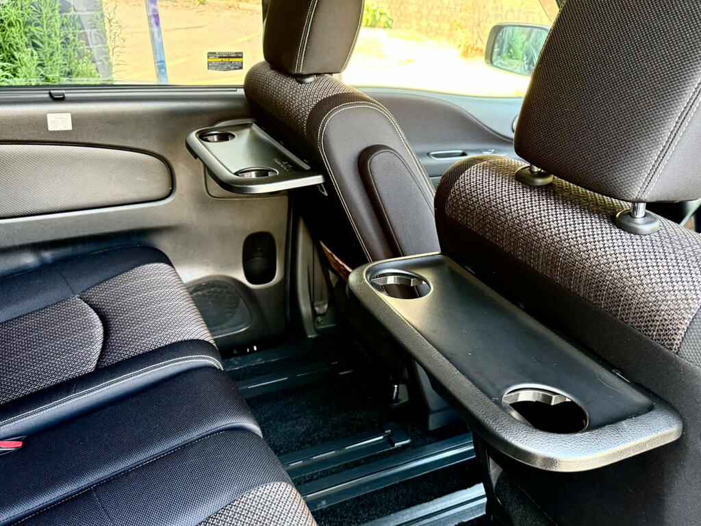 Nissan Serena Hybrid , , 8 Seater , Ulez , Fresh Imp White #31