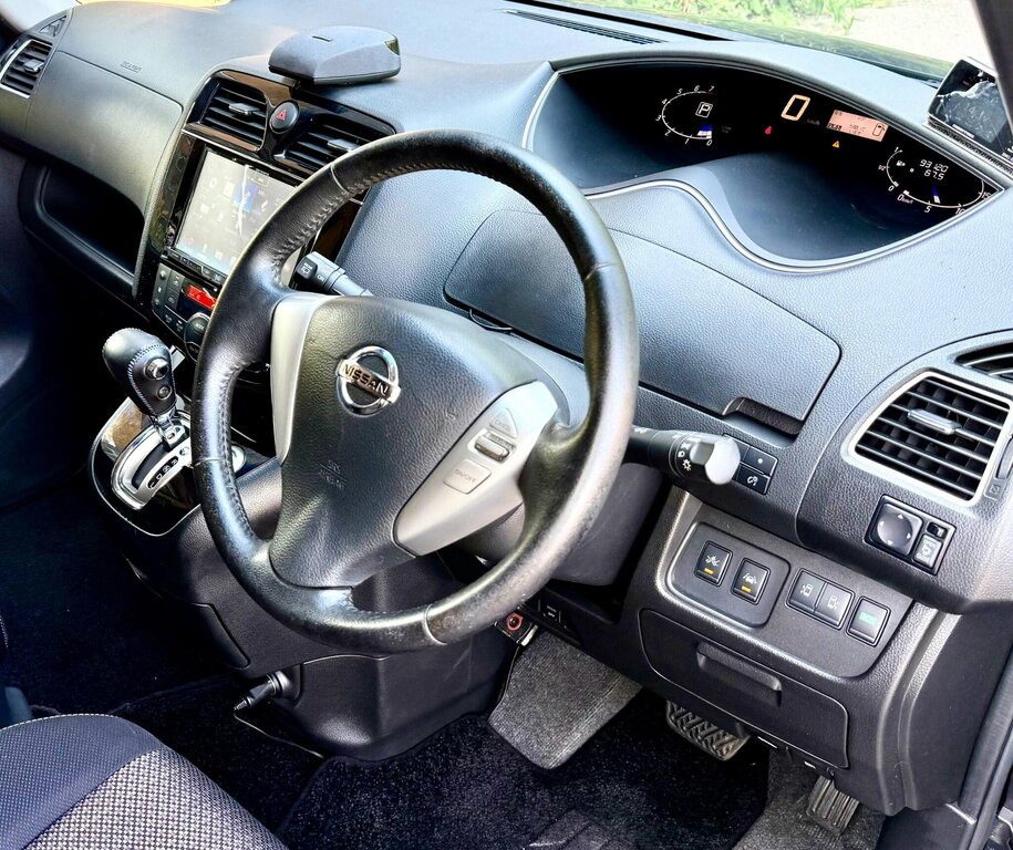 Nissan Serena Hybrid , , 8 Seater , Ulez , Fresh Imp White #15