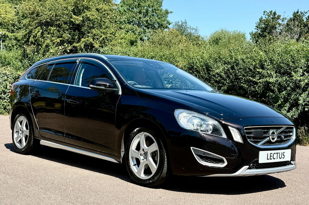 Volvo V60 1.6 T4 Scandanavian Ltd Ed Powershift Black #3