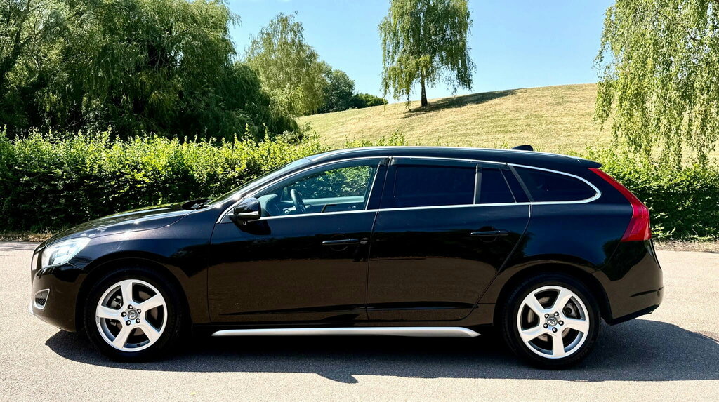 Volvo V60 1.6 T4 Scandanavian Ltd Ed Powershift Black #6