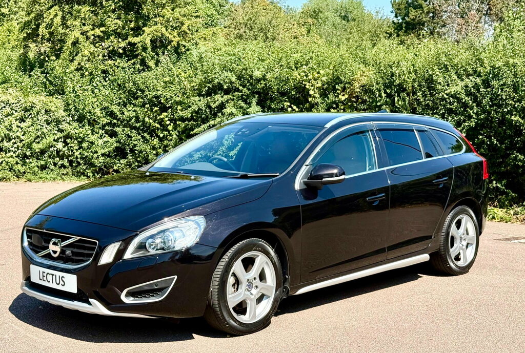 Volvo V60 1.6 T4 Scandanavian Ltd Ed Powershift Black #5