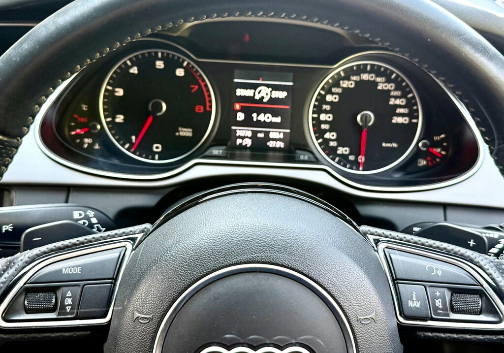 Audi A4 Avant 2L Se Technik Grey #25