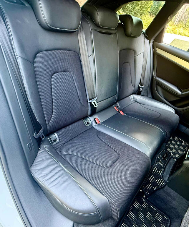 Audi A4 Avant 2L Se Technik Grey #19