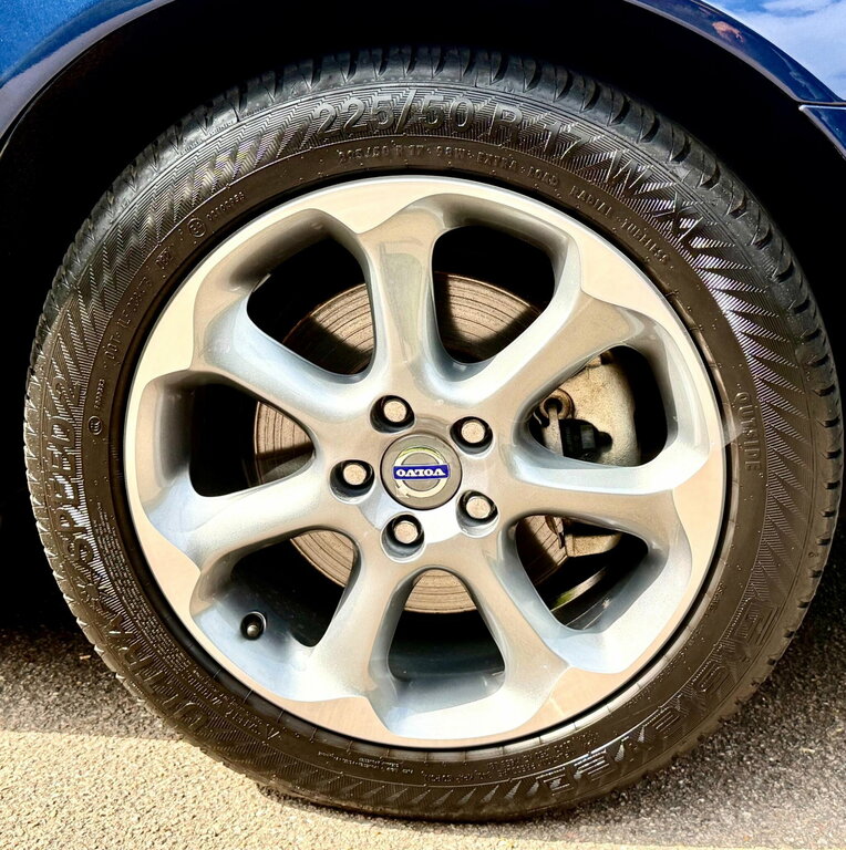 Volvo V70 Blue #17