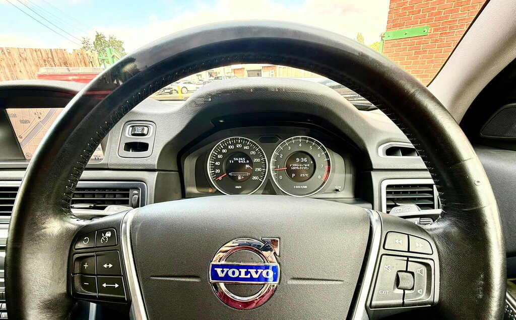Volvo V70 Blue #19