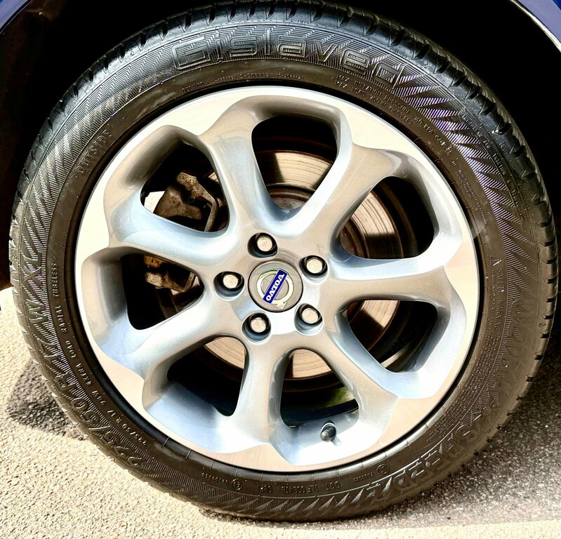 Volvo V70 Blue #16