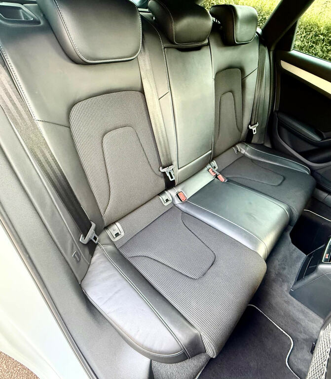Audi A4 Avant Estate Blue #20