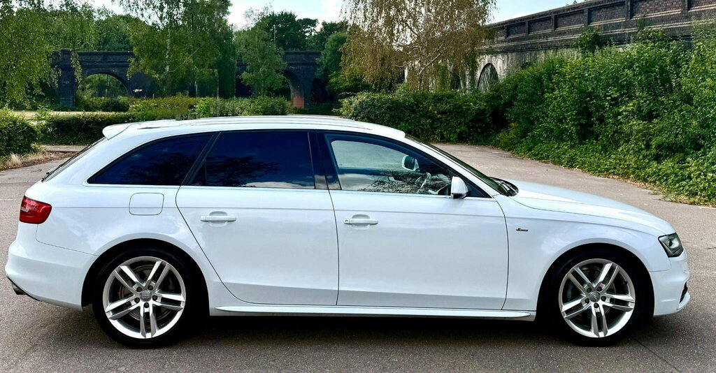 Audi A4 Avant Estate Blue #10