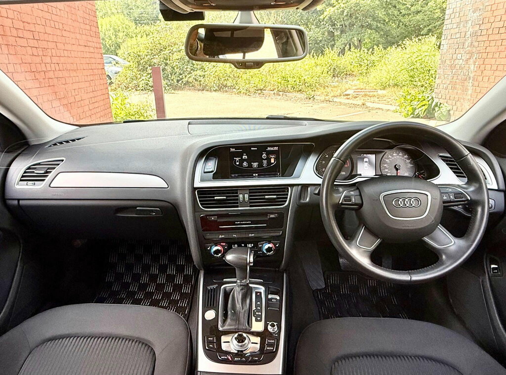 Audi A4 1.8T Fsi 170 S Line Grey #21