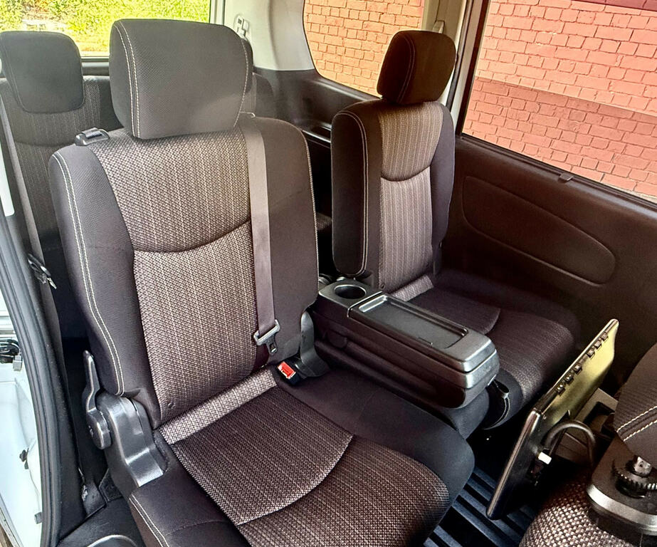 Nissan Serena Mpv White #25
